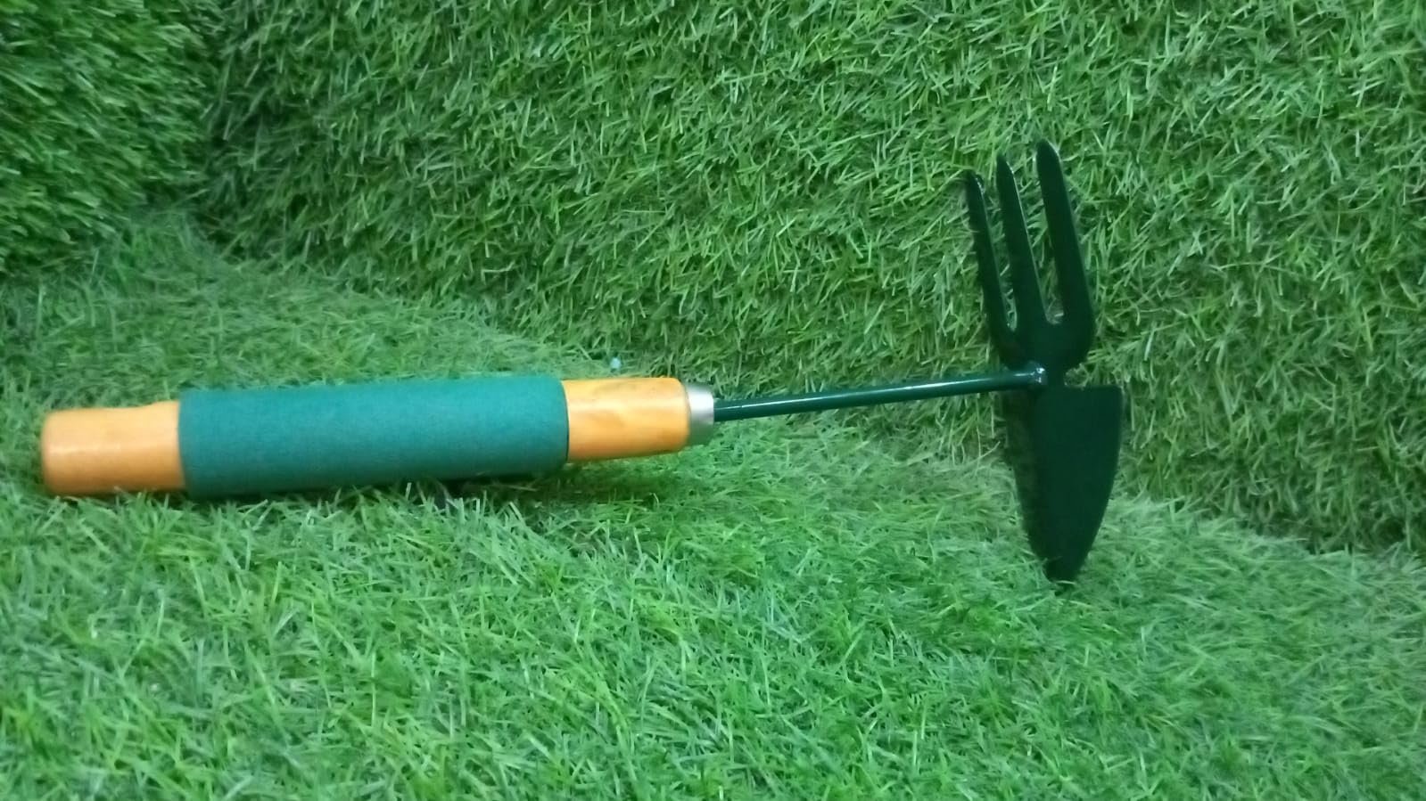 Double Hand Hoe Gardening Tool with Wooden Handle 2 in 1 Hand Hoe for Precise Cultivation Garden Tool - Image 5